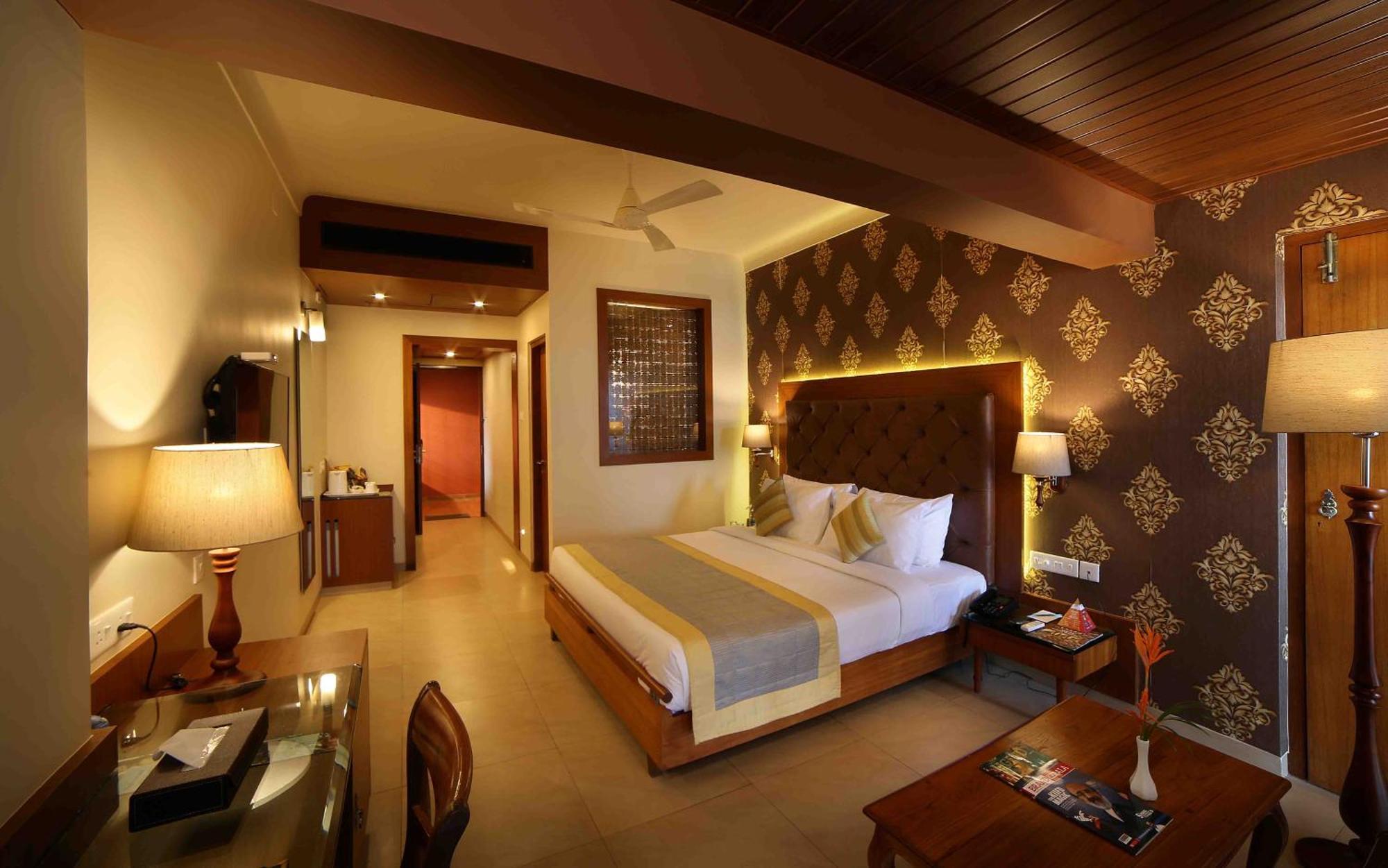 Uday Samudra Leisure & 5* Kovalam