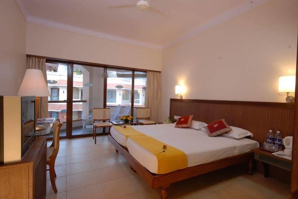 Uday Samudra Leisure & सहारा 5*