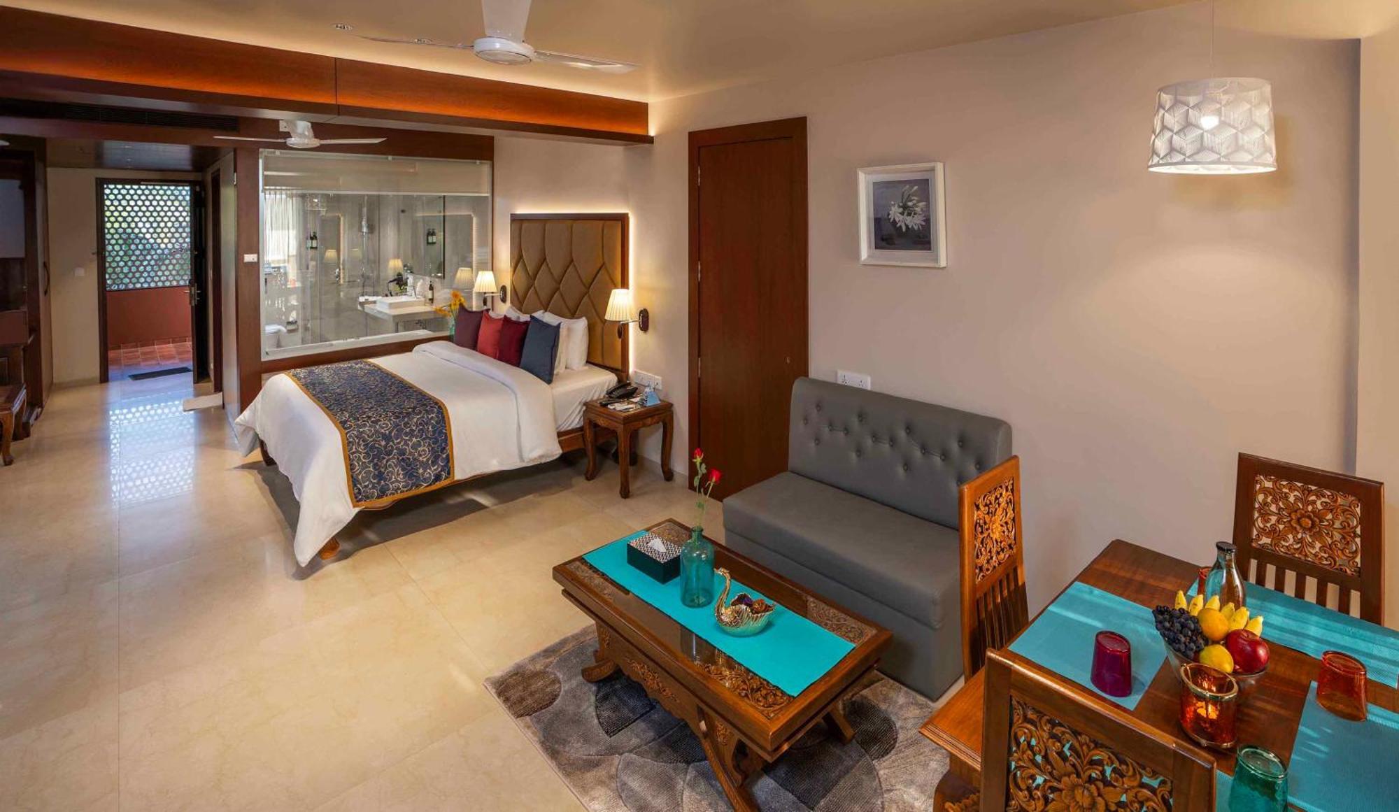 Uday Samudra Leisure & 5*